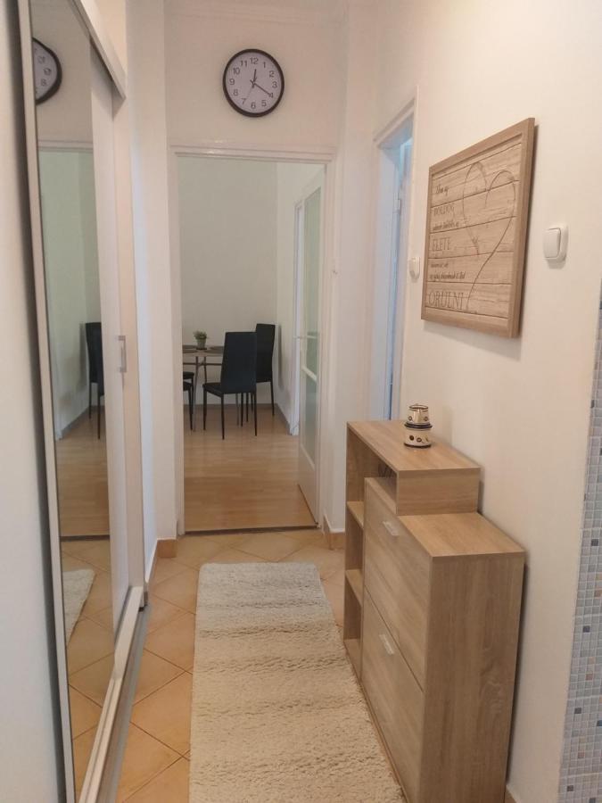 Simon Apartman Tiszafüred Eksteriør bilde